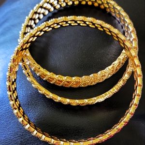 Custome Gold Bangle Bracelet